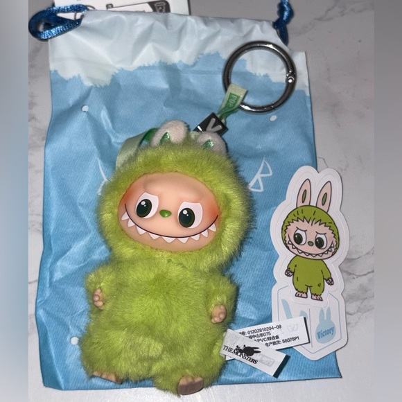 POP MART Other - POP MART Labubu Pin For Love CONFIRMED Letter V Pendant